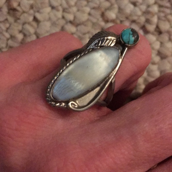 Ring - Picture 2 of 4